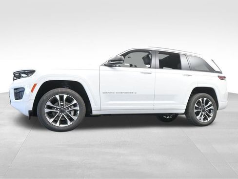 Used 2024 Jeep Grand Cherokee Overland image 52