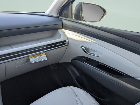 New 2026 Hyundai Tucson Limited image 19