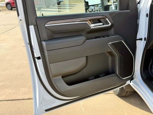 New 2026 Chevrolet Silverado 2500 LT w/ Texas Edition image 14