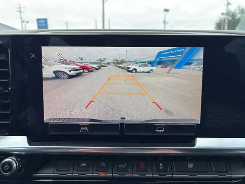 Used 2024 GMC Sierra 1500 SLT image 23