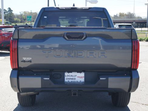 Used 2024 Toyota Tundra SR5 w/ SR5 Convenience Package AWD/4WD image 3