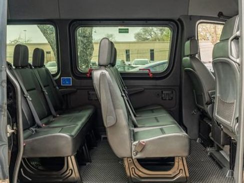 Used 2019 Mercedes-Benz Sprinter 2500 image 33