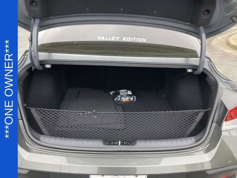 Used 2025 Hyundai Elantra SEL FWD image 11