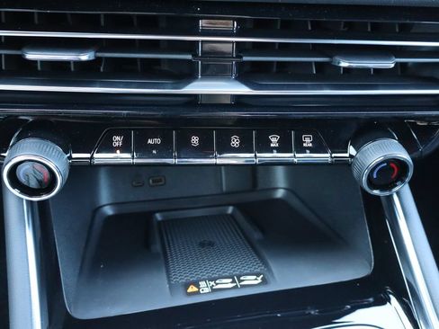New 2027 Chevrolet Traverse LT w/ Driver Confidence Package AWD/4WD image 13