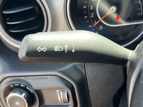 Used 2023 Jeep Wrangler Unlimited Sport AWD/4WD image 20