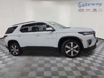 Used 2022 Chevrolet Traverse LT w/ LT Premium Package