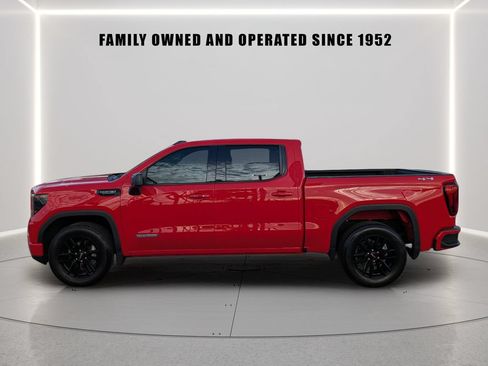 Used 2024 GMC Sierra 1500 Elevation AWD/4WD image 3