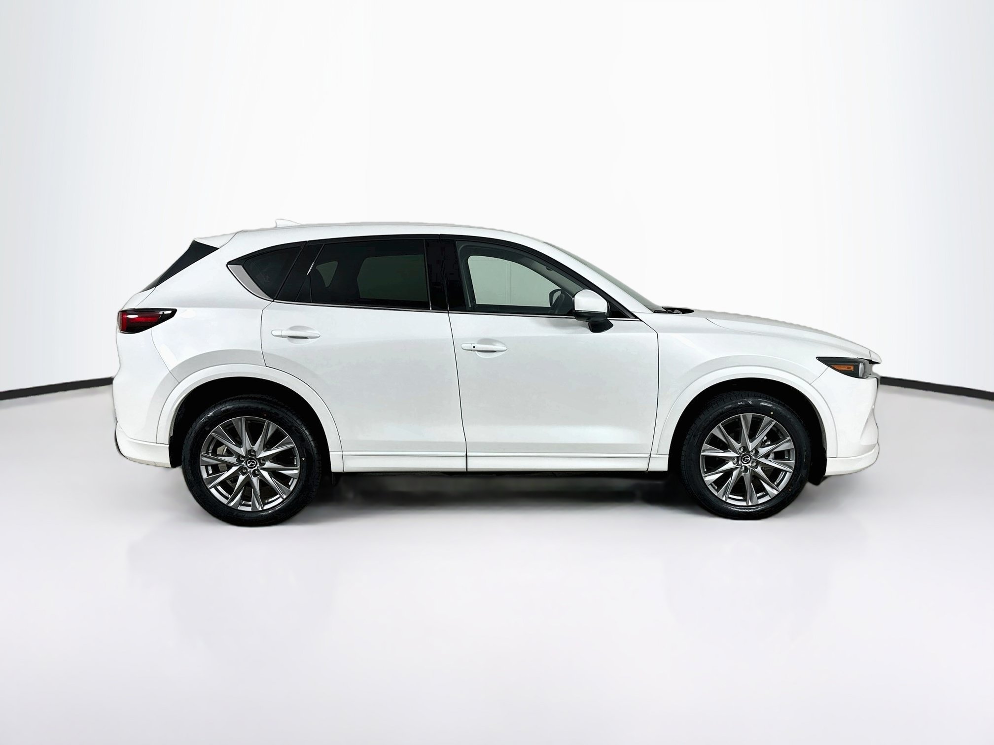 Used 2025 MAZDA CX-5 AWD 2.5 S w/ Premium Plus Pkg image 10