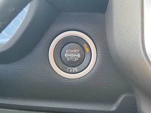 Used 2024 RAM 2500 Big Horn AWD/4WD image 29