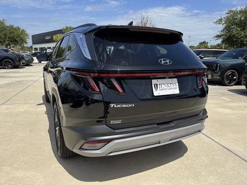 Used 2025 Hyundai Tucson SEL FWD image 7