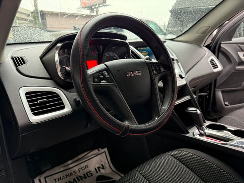 Used 2017 GMC Terrain SLE image 9