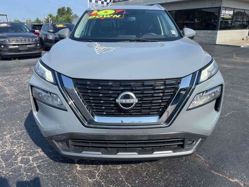 Used 2023 Nissan Rogue SL w/ SL Premium Package FWD image 2