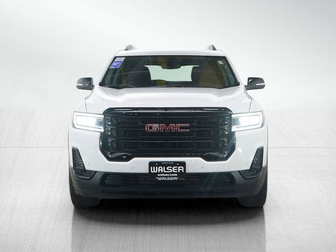 Used 2023 GMC Acadia SLT w/ Elevation Edition image 8