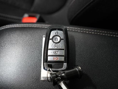 Used 2025 Ford Escape Active w/ Tech Pack #1 AWD/4WD image 21