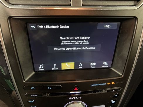 Used 2017 Ford Explorer Limited FWD image 8