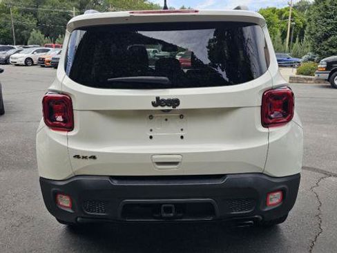 Used 2020 Jeep Renegade Altitude AWD/4WD image 6