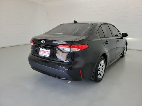 Used 2022 Toyota Corolla LE FWD image 5