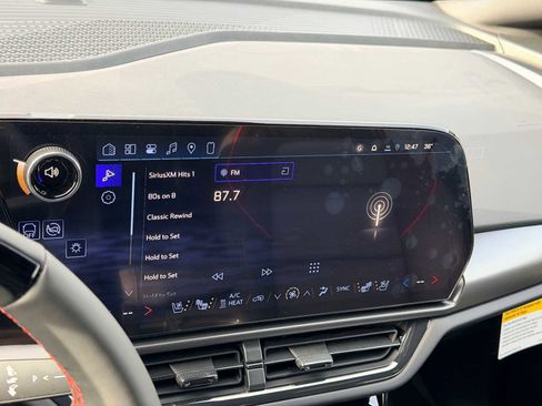 New 2026 Chevrolet Equinox EV RS image 28