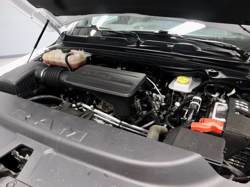 Used 2025 RAM 1500 Big Horn image 16