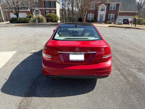 Used 2015 Mercedes-Benz C 250 Coupe image 4