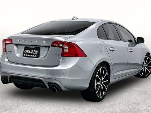 Used 2018 Volvo S60 T5 Dynamic w/ Vision Package FWD image 2