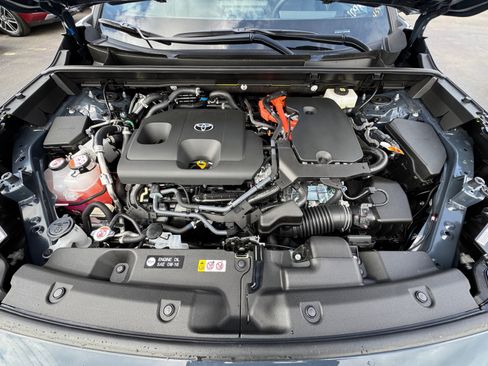 New 2026 Toyota RAV4 SE AWD/4WD image 32