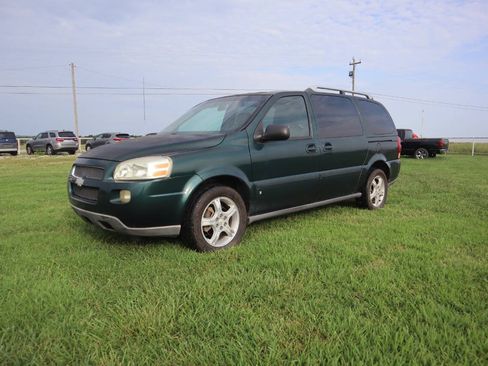 Used 2006 Chevrolet Uplander LT AWD/4WD image 17