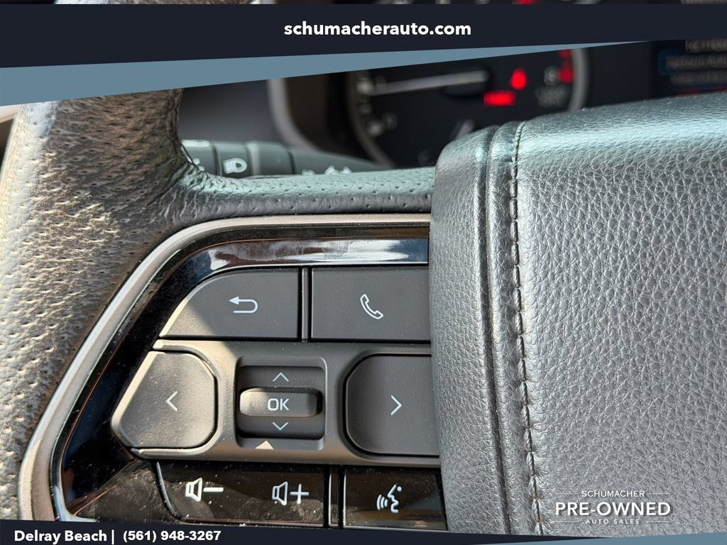 Used 2023 Toyota Tundra Limited AWD/4WD image 30