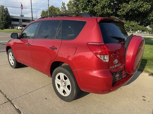 Used 2007 Toyota RAV4 4WD w/ 3rd Row image 7