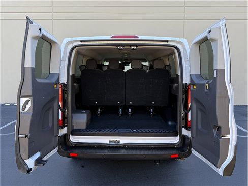 Used 2021 Ford Transit 350 XLT RWD image 22