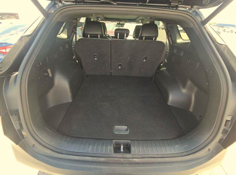 Used 2023 Kia Sportage X-Line w/ X-Line Premium Package AWD/4WD image 14