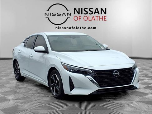 Certified 2024 Nissan Sentra SV FWD image 29