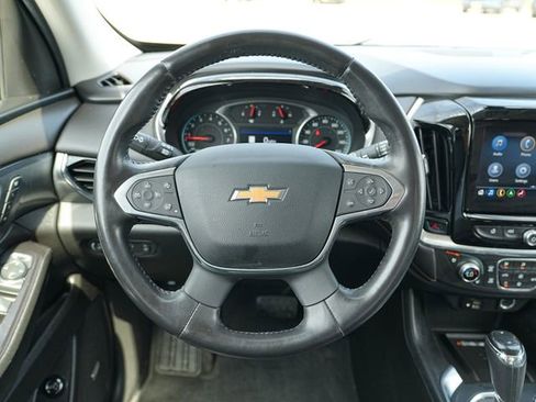 Used 2020 Chevrolet Traverse Premier AWD/4WD image 34
