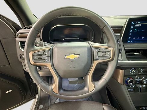 Used 2023 Chevrolet Tahoe High Country AWD/4WD image 12