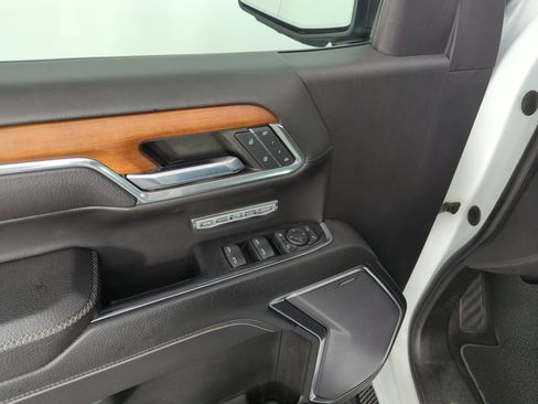 Used 2023 GMC Sierra 1500 Denali AWD/4WD image 18