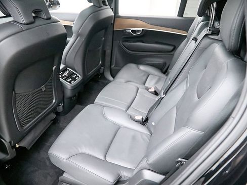 Used 2024 Volvo XC90 B6 Plus w/ Protection Package image 22