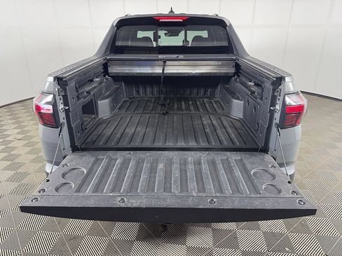 Used 2022 Hyundai Santa Cruz SEL Premium AWD/4WD image 16