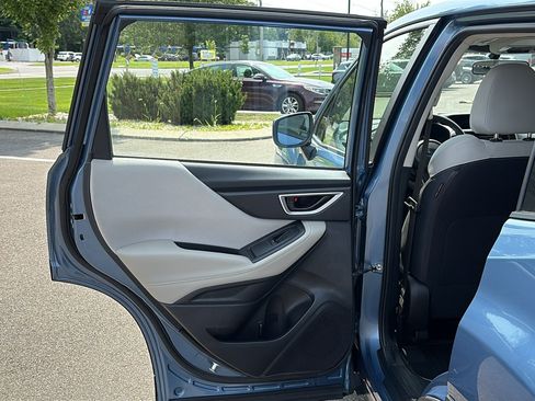 Used 2023 Subaru Forester AWD/4WD image 19
