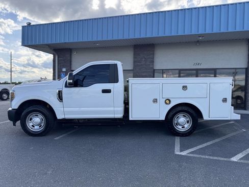 Used 2019 Ford F250 XL w/ Power Equipment Group RWD image 36