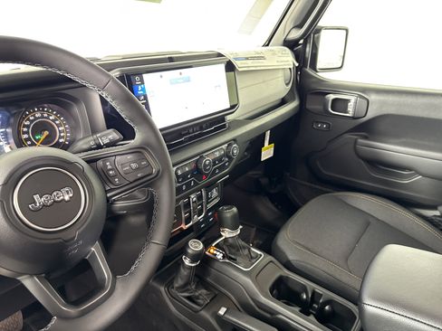 New 2026 Jeep Gladiator Sport image 27