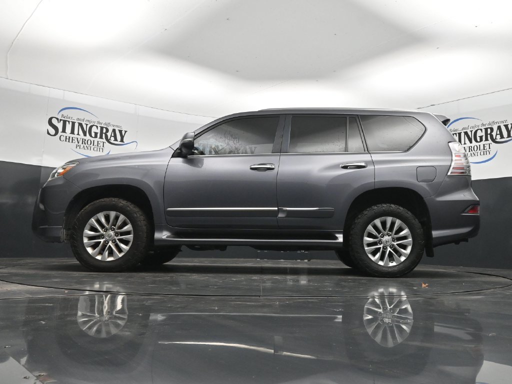Used 2017 Lexus GX 460 Premium w/ Premium Package AWD/4WD image 29