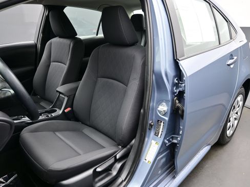 Used 2024 Toyota Corolla LE FWD image 11