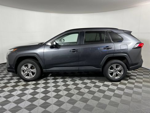 Used 2025 Toyota RAV4 XLE FWD image 7