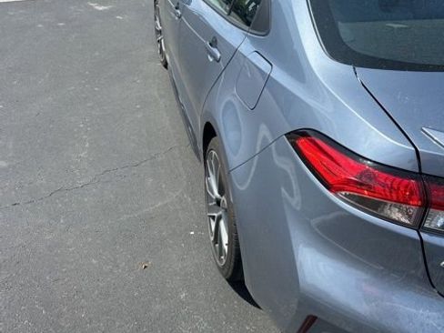 Used 2021 Toyota Corolla SE image 2