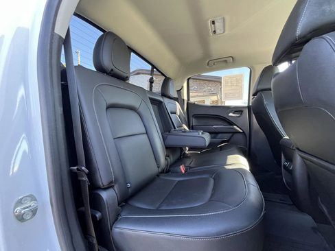 Used 2018 Chevrolet Colorado ZR2 w/ LPO, Premium Interior Package image 14