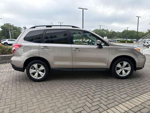 Used 2014 Subaru Forester 2.5i Premium w/ All-Weather Package AWD/4WD image 6