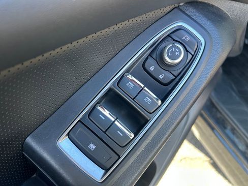 Used 2023 Subaru Ascent Touring image 19