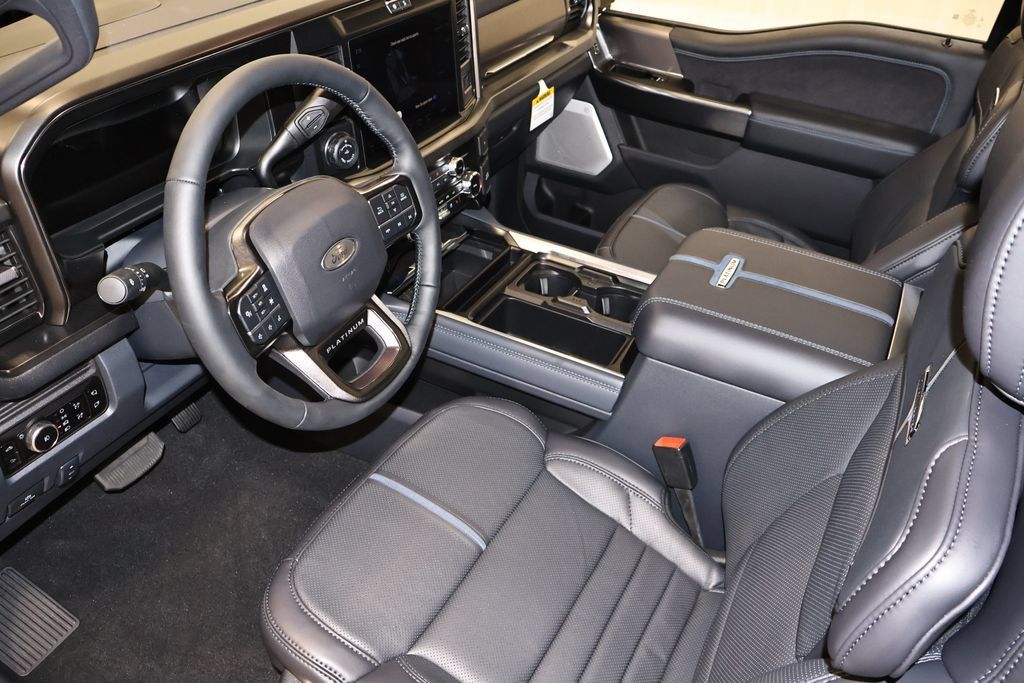New 2026 Ford F450 Platinum w/ FX4 Off-Road Package AWD/4WD image 31