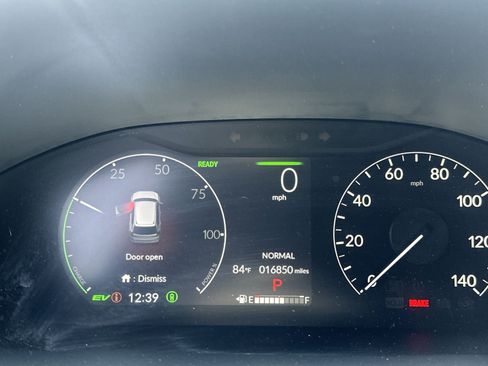 Used 2025 Honda CR-V Sport image 25