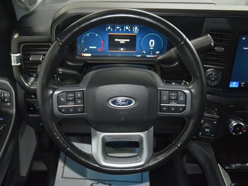 Used 2023 Ford F250 Lariat w/ Lariat Ultimate Package AWD/4WD image 40